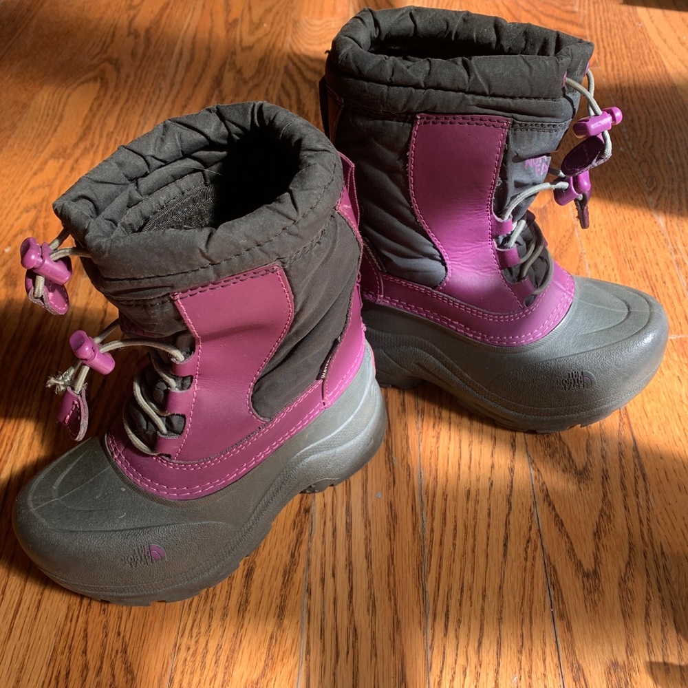 NorthFace Toddler 10 snowboot
